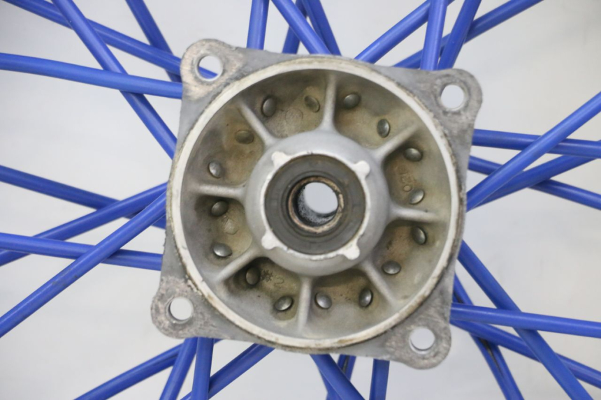 photo de REAR RIM AND TIRE YAMAHA YZ 85 (2002 - 2018) - Alternative angle