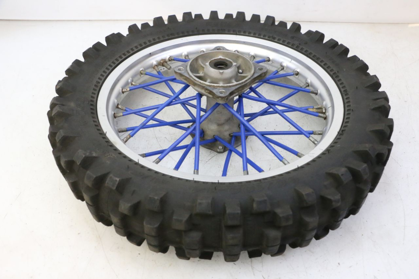 photo de REAR RIM AND TIRE YAMAHA YZ 85 (2002 - 2018) - Fixing points details