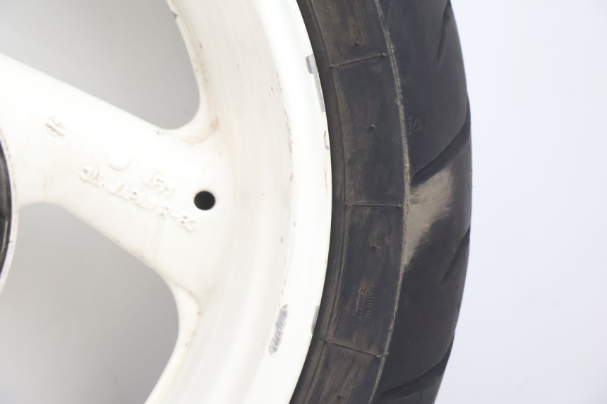 photo de REAR RIM AND TIRE YAMAHA YZF R GENESIS 750 (1993 - 1998) - Checked used part
