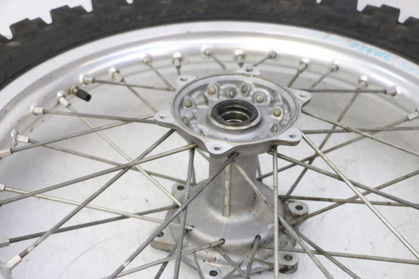 photo de REAR RIM AND TIRE YAMAHA YZF YZ-F 450 (2014 - 2016) - Component zoom