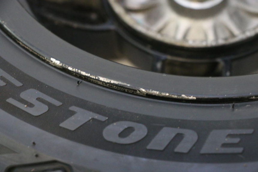 photo de REAR RIM AND TIRE PIAGGIO ZIP 4T 50 (2018 - 2020) - Additional view of the item