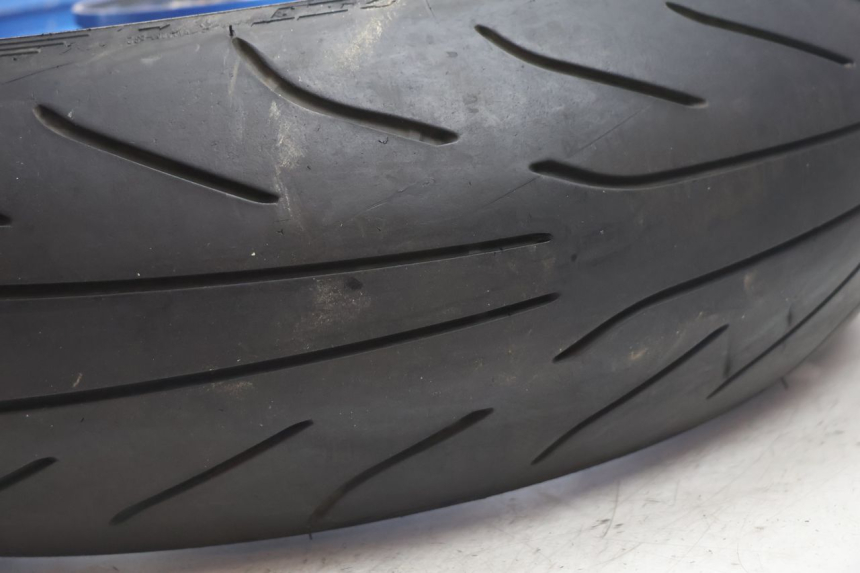 photo de REAR RIM AND TIRE KAWASAKI ZX-6R ZX6R 600 (2000 - 2002) - Product overview