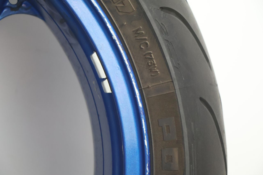 photo de REAR RIM AND TIRE KAWASAKI ZX-6R ZX6R 600 (2000 - 2002) - Fixing points details