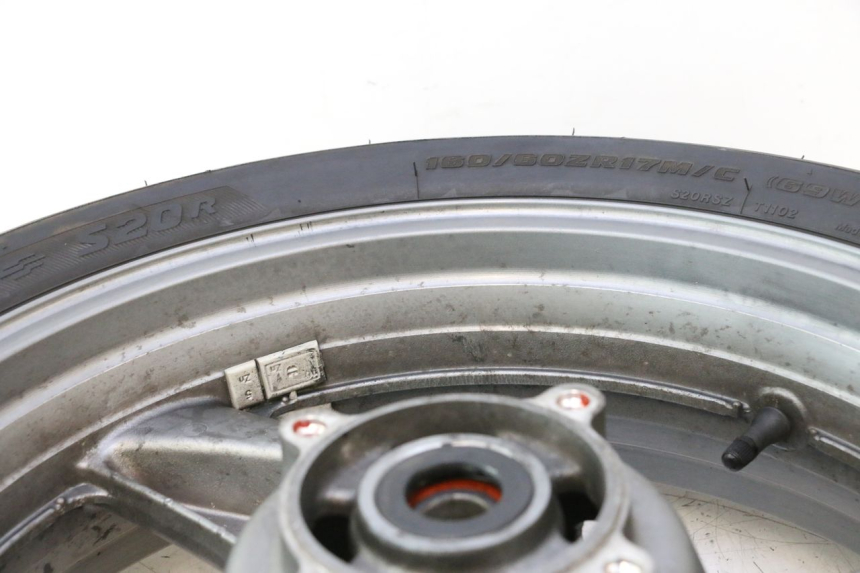 photo de REAR RIM AND TIRE KAWASAKI ZZR 600 (1995 - 2004) - Supplementary product photo