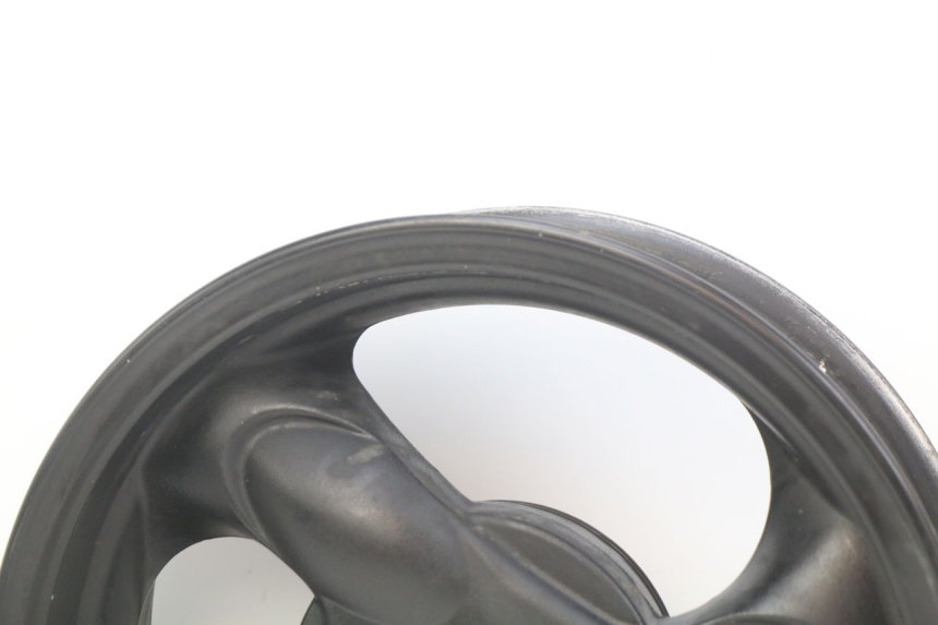 photo de REAR WHEEL RIM KYMCO AGILITY 4T 50 (2018 - 2022) - Surface and material condition