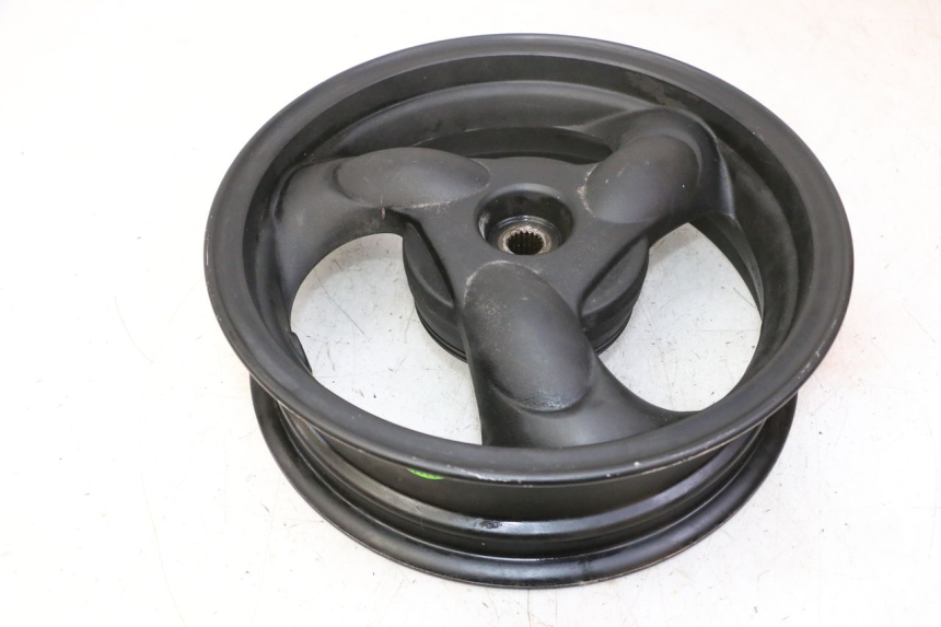 photo de REAR WHEEL KYMCO AGILITY 4T 50 (2005 - 2018) - Additional view of the item