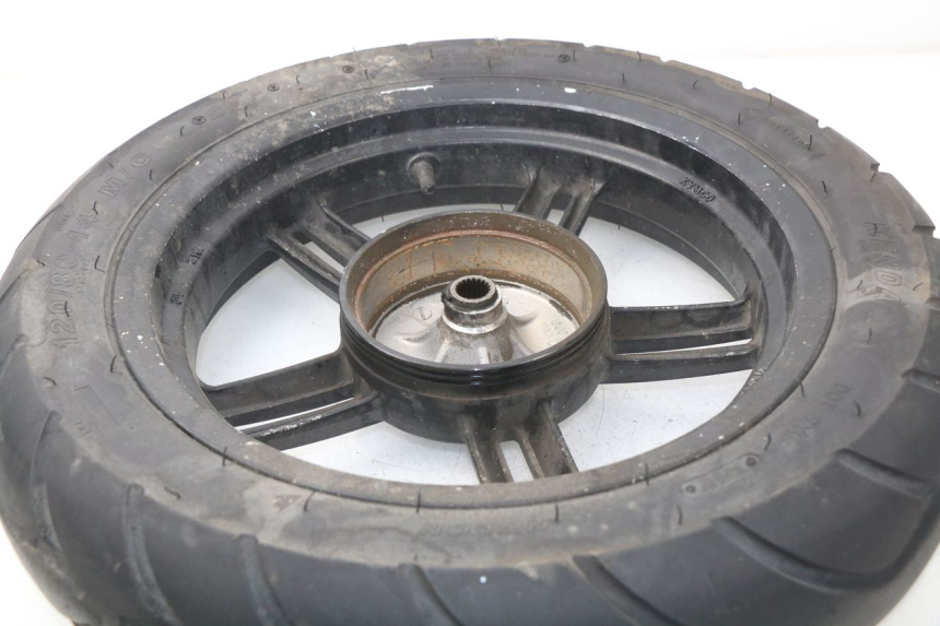 photo de REAR WHEEL RIM KYMCO AGILITY CITY 2T 50 (2008 - 2016) - Zoom on usage condition
