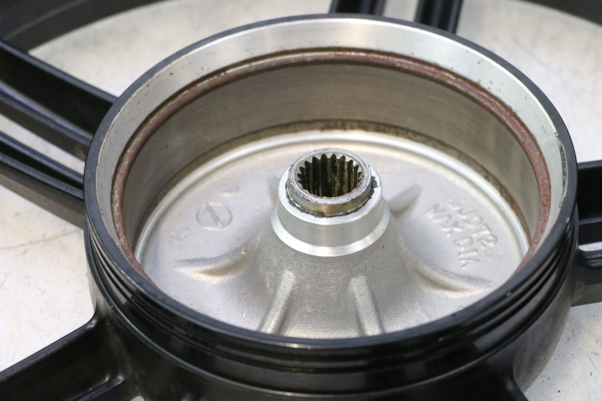 photo de REAR WHEEL RIM KYMCO AGILITY CITY 2T 50 (2008 - 2016) - Component detail