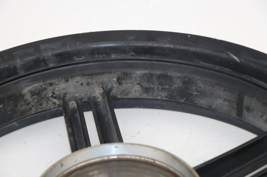 photo de REAR RIM KYMCO AGILITY CITY 50 (2008 - 2016) - Zoom on usage condition