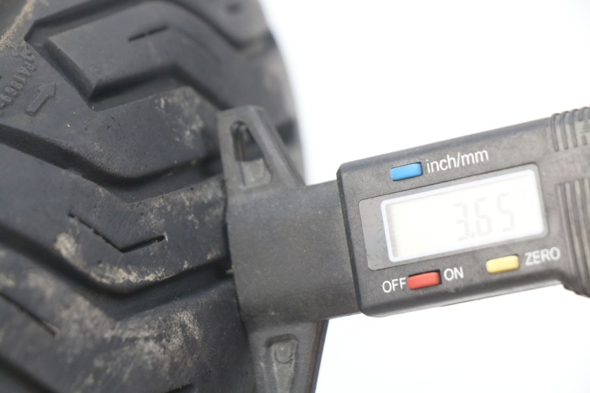 photo de REAR WHEEL RIM KYMCO AGILITY RS 2T 50 (2009 - 2013) - Zoom on usage condition