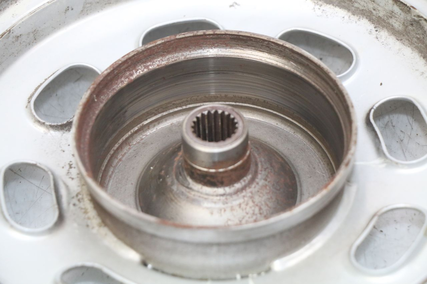 photo de REAR WHEEL RIM TAOTAO BEATBOX 2 50 (2005 - 2017) - Technical close-up