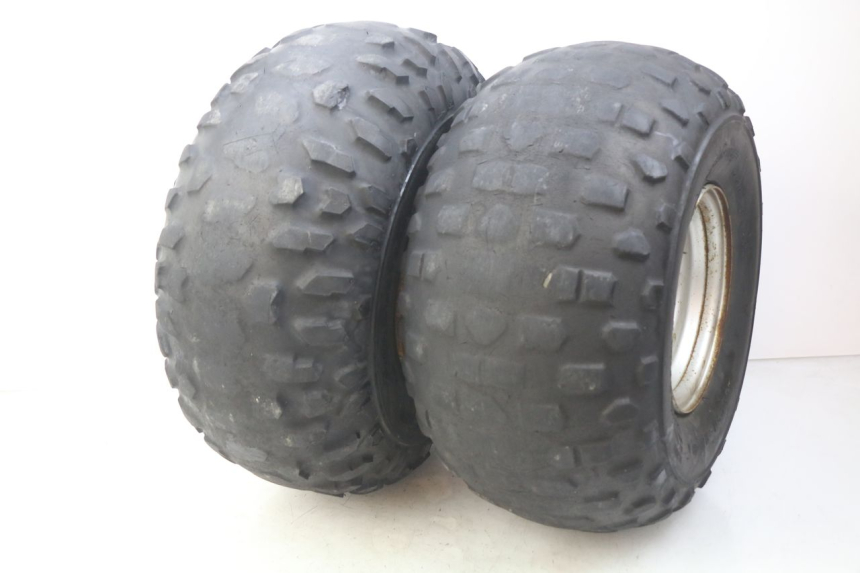 photo de REAR WHEEL RIM YAMAHA BLASTER 200 (1987 - 2002) - Alternative perspective