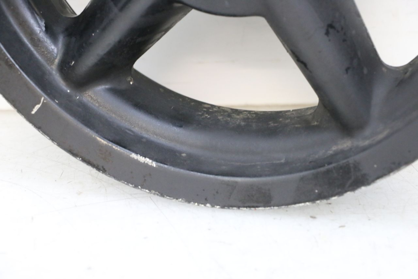 photo de REAR WHEEL RIM MBK BOOSTER SPIRIT 50 (2004 - 2017) - Fixing points details