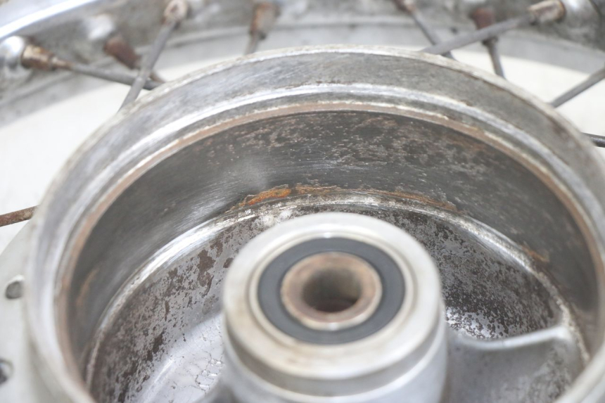 photo de REAR WHEEL RIM HONDA CA REBEL 125 (1995 - 2001) - Distinctive features