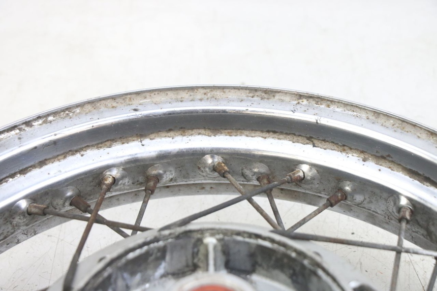 photo de REAR WHEEL RIM HONDA CA REBEL 125 (1995 - 2001) - Technical close-up