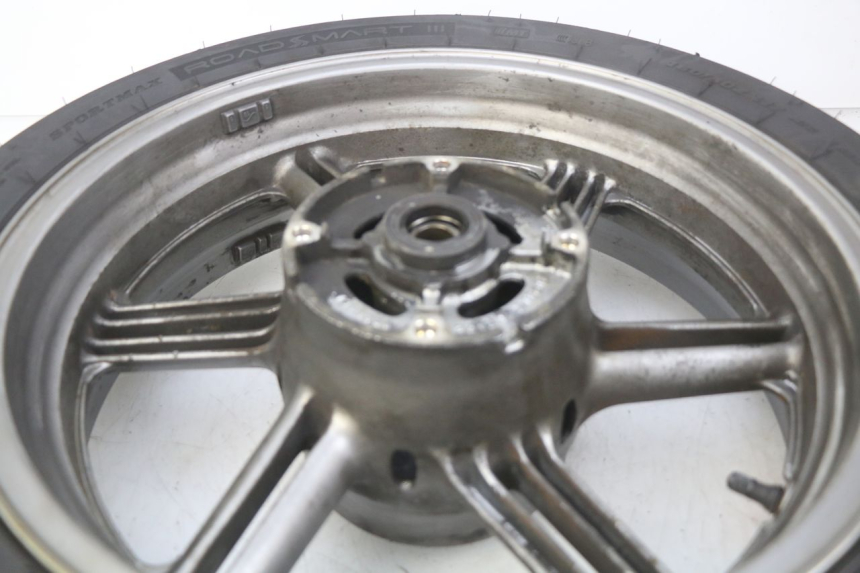 photo de REAR WHEEL RIM HONDA CBF 500 (2004 - 2007) - Fixing points details
