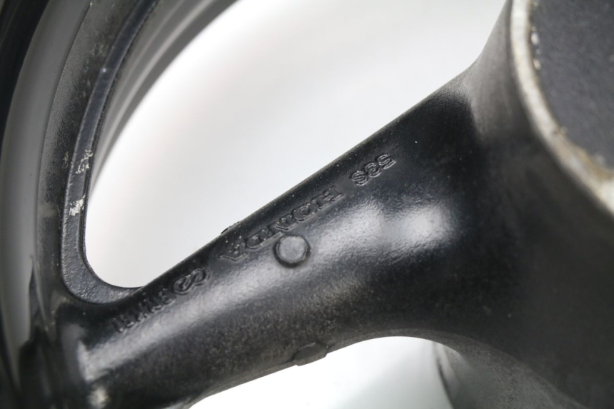 photo de REAR RIM HONDA CBR 929 RR FIREBLADE 900 (2000 - 2001) - Component detail