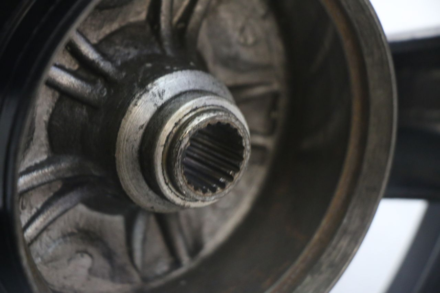 photo de REAR WHEEL RIM SYM CROX 4T 50 (2016 - 2023) - Distinctive features