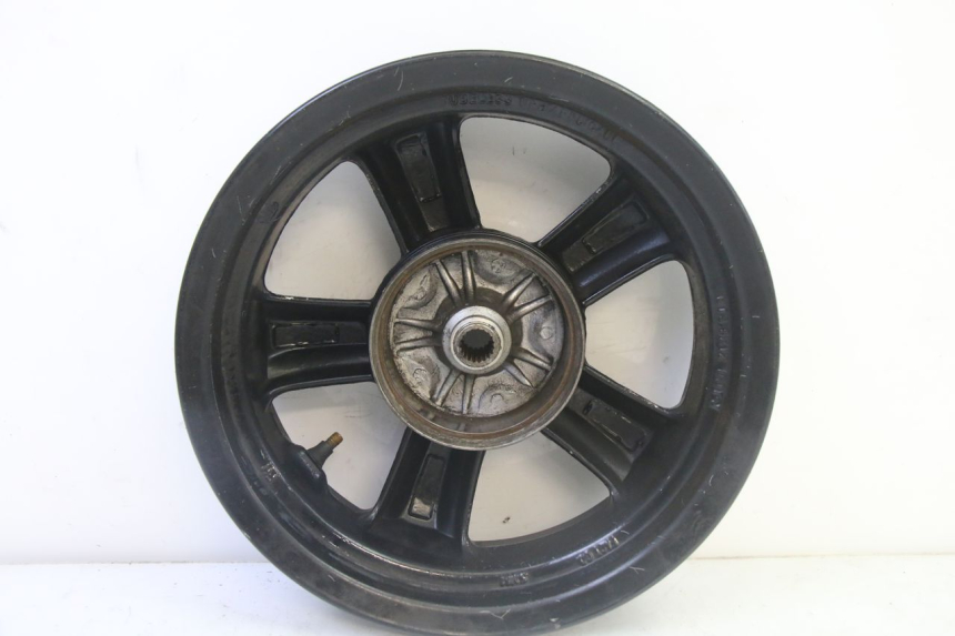 photo de REAR WHEEL RIM SYM CROX 4T 50 (2016 - 2023) - Fixing points details