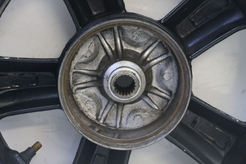 photo de REAR WHEEL RIM SYM CROX 4T 50 (2016 - 2023) - Markings and original references