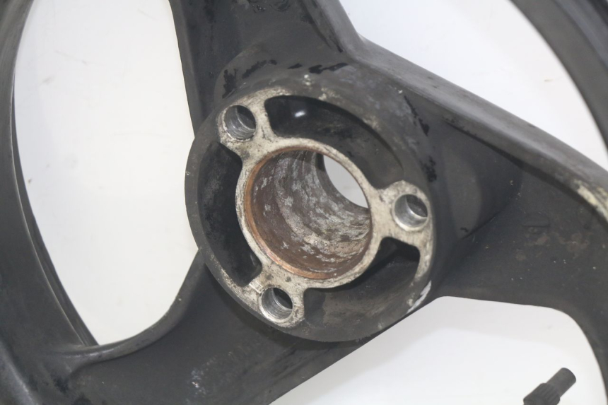 photo de REAR WHEEL RIM PEUGEOT ELYSTAR 50 (2002 - 2014) - Technical close-up