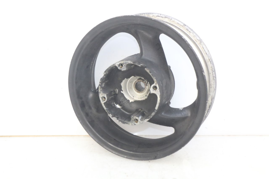 photo de REAR WHEEL RIM HONDA FES PANTHEON 125 (2003 - 2007) - Technical close-up