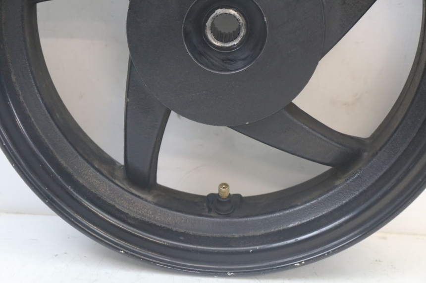 photo de REAR WHEEL RIM SYM FIDDLE 2 50 (2008 - 2013) - Alternative perspective