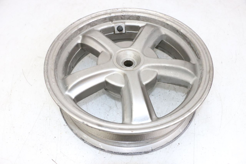 photo de REAR WHEEL SYM FIDDLE 3 III 50 (2014 - 2020) - Detailed visual inspection