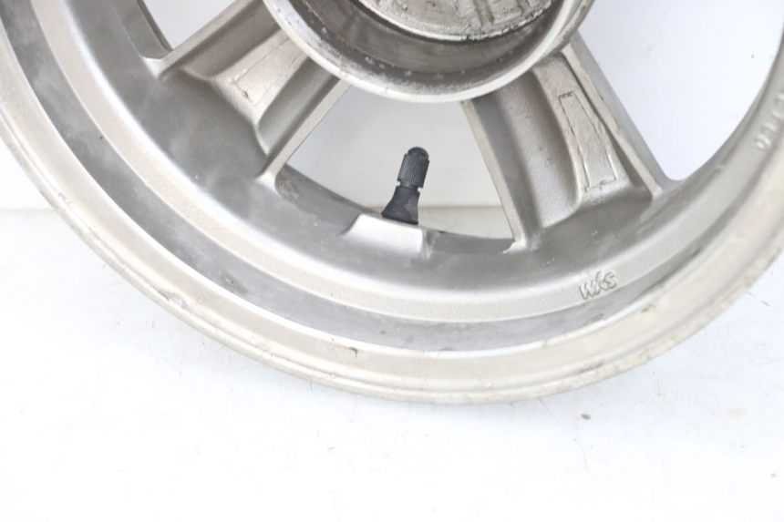 photo de REAR WHEEL SYM FIDDLE 3 III 50 (2014 - 2020) - Zoom on usage condition