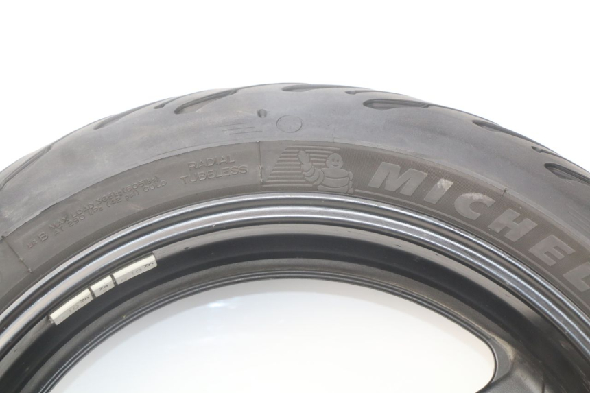 photo de REAR WHEEL RIM YAMAHA FJR ABS 1300 (2016 - 2020) - High-resolution close-up