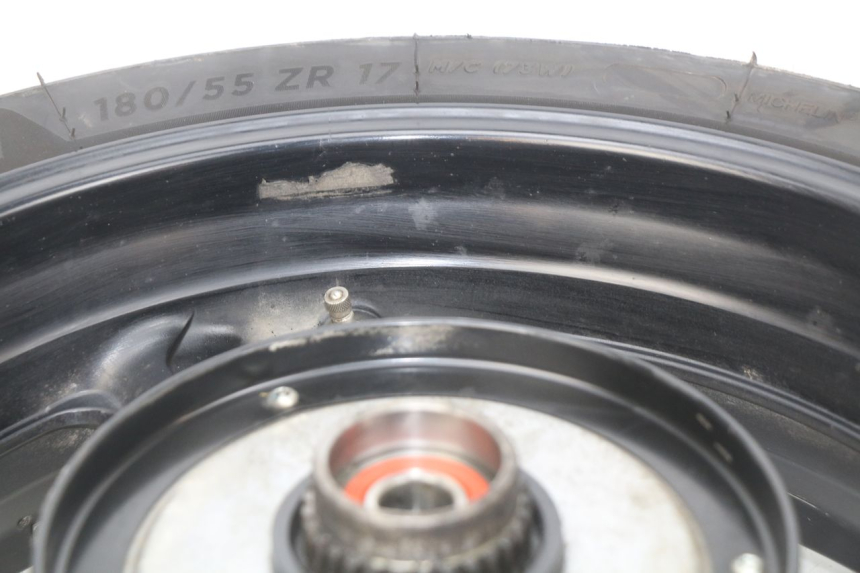 photo de REAR WHEEL RIM YAMAHA FJR ABS 1300 (2016 - 2020) - Alternative perspective