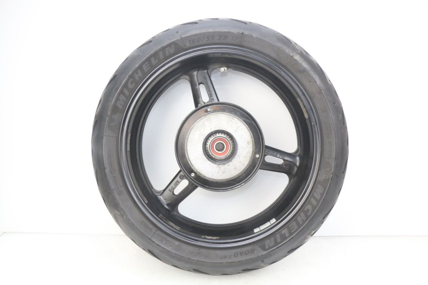 photo de REAR WHEEL RIM YAMAHA FJR ABS 1300 (2016 - 2020) - Surface and material condition