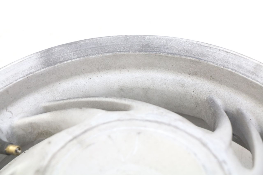 photo de REAR WHEEL RIM PIAGGIO FLY 4T 50 (2013 - 2017) - Additional view of the item