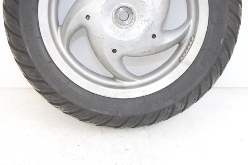 photo de REAR WHEEL RIM PIAGGIO FLY 125 (2005 - 2012) - Surface and material condition