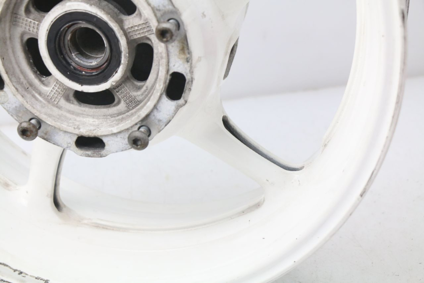 photo de REAR RIM YAMAHA FZ8 800 (2010 - 2016) - Zoom on usage condition