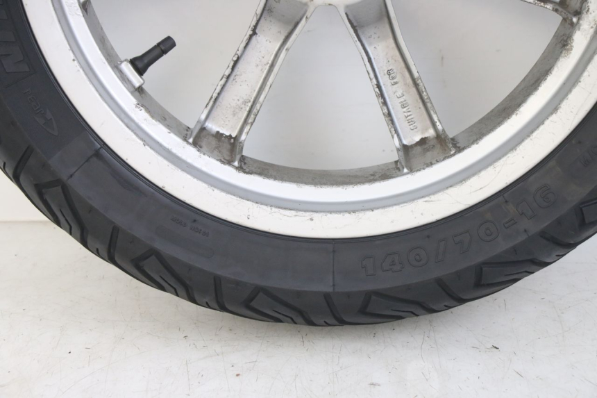 photo de REAR RIM PEUGEOT GEOPOLIS RS 125 (2007 - 2009) - Checked used part