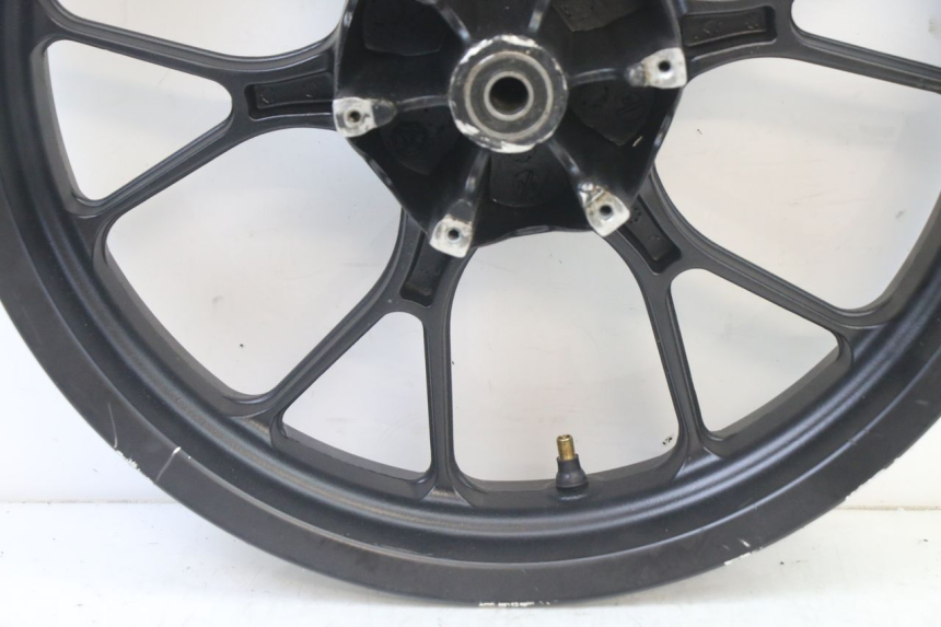 photo de REAR WHEEL RIM DERBI GPR 50 (2004 - 2009) - Additional view of the item
