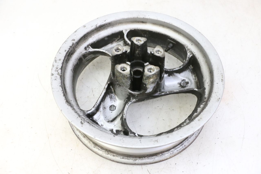 photo de REAR RIM KYMCO GRAND DINK 125 (2002 - 2007) - Distinctive features