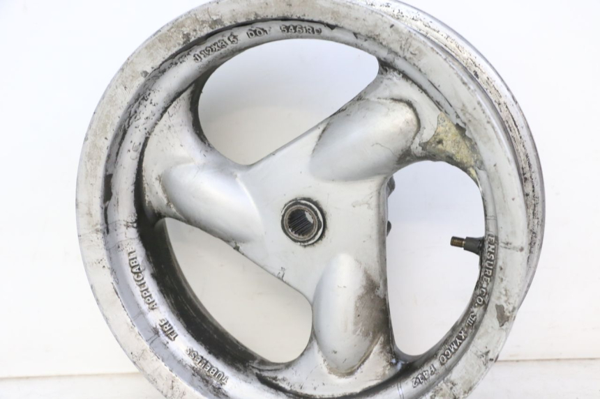 photo de REAR RIM KYMCO GRAND DINK 125 (2002 - 2007) - Fixing points details