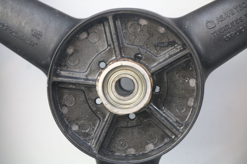 photo de REAR RIM SUZUKI GSF N BANDIT 600 (2000 - 2004) - Distinctive features