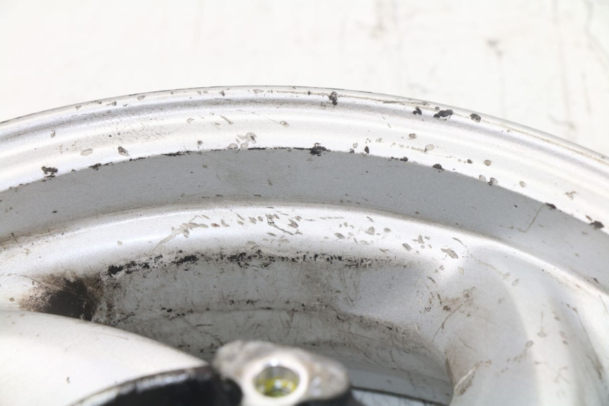 photo de REAR RIM SYM GTS EVO 125 (2009 - 2013) - Zoom on usage condition