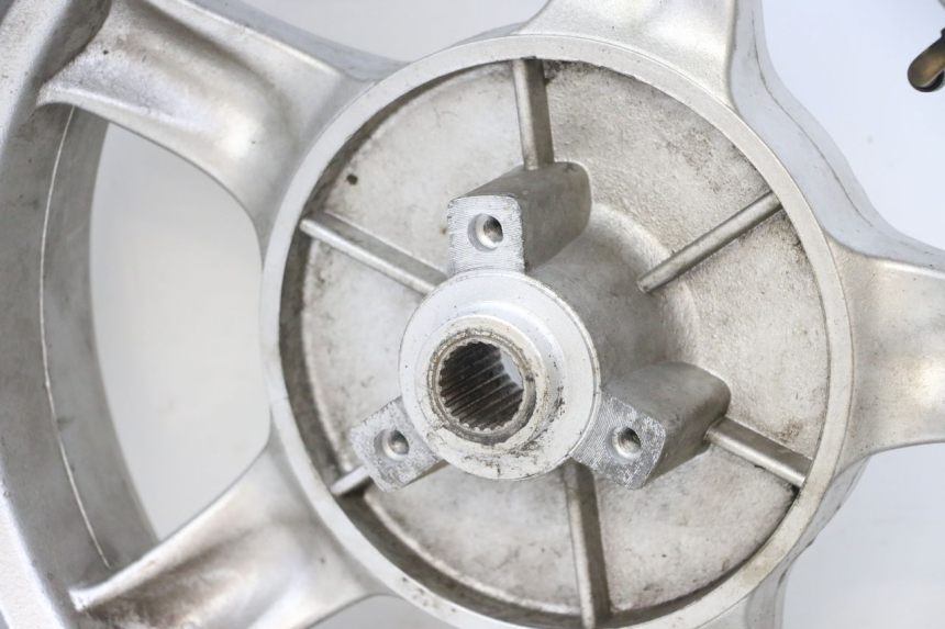 photo de REAR RIM JM MOTORS GTS 125 (2015 - 2019) - Distinctive features