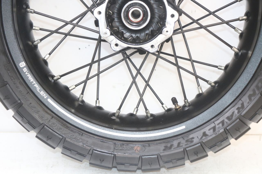 photo de REAR RIM HUSQVARNA SVARTPILEN 401 (2018 - 2023) - Technical close-up