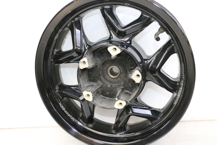 photo de REAR RIM SYM JOYMAX 125 (2010 - 2017) - Fixing points details