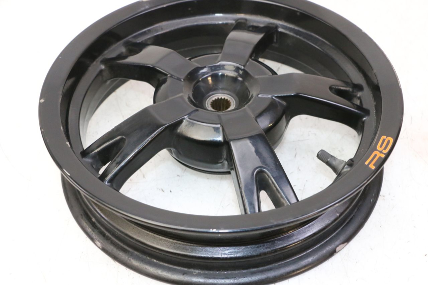 photo de REAR WHEEL RIM PEUGEOT KISBEE 2T 50 (2010 - 2017) - Surface and material condition