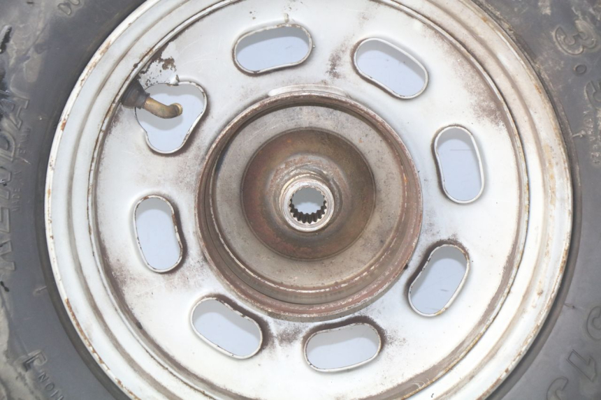 photo de REAR WHEEL RIM PEUGEOT KISBEE 4T 50 (2010 - 2017) - Surface and material condition