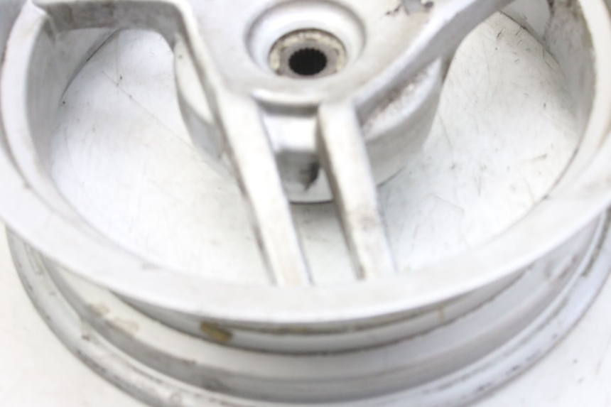 photo de REAR WHEEL RIM PEUGEOT LUDIX 50 (2008 - 2017) - Fixing points details