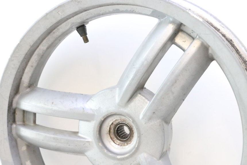 photo de REAR WHEEL RIM PEUGEOT LUDIX 50 (2005 - 2007) - Fixing points details