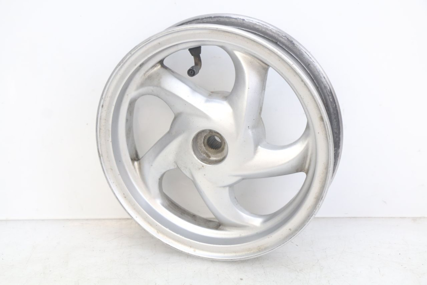 photo de REAR WHEEL RIM SYM MIO 50 (2011 - 2017) - Surface and material condition