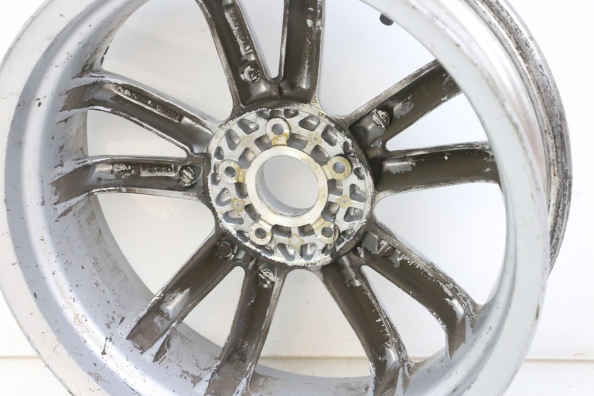 photo de REAR WHEEL RIM PIAGGIO MP3 LT 400 (2007 - 2012) - Technical close-up